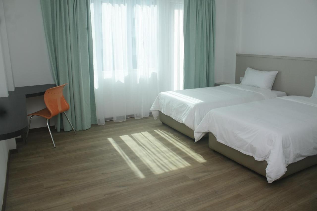 ซิตี้ โฮเต็ล Hotel มีรี ภายนอก รูปภาพ
